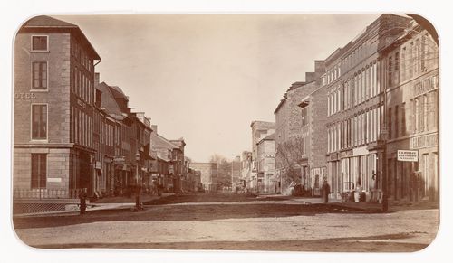 Street scene, including the photograph gallery of G.B. Murray, Brockville [?], Ontario