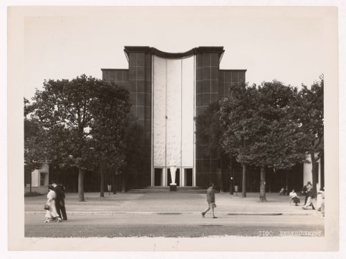 View of the Pavillon de l'Enseignement, 1937 Exposition internationale, Paris, France
