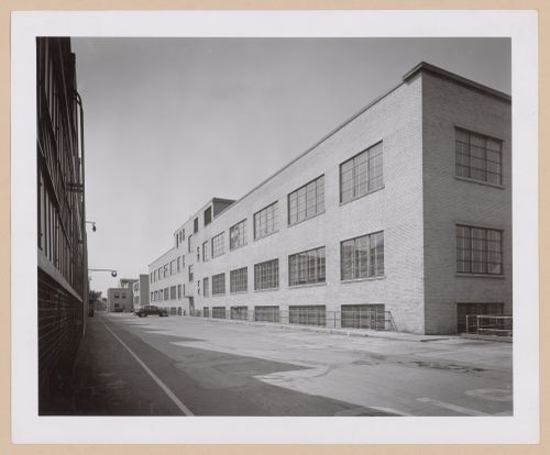 View of the principal [?] façade of the Engineering Building (formerly the Personnel Building), Chrysler Corporation Highland Park Plant, Highland Park, Michigan