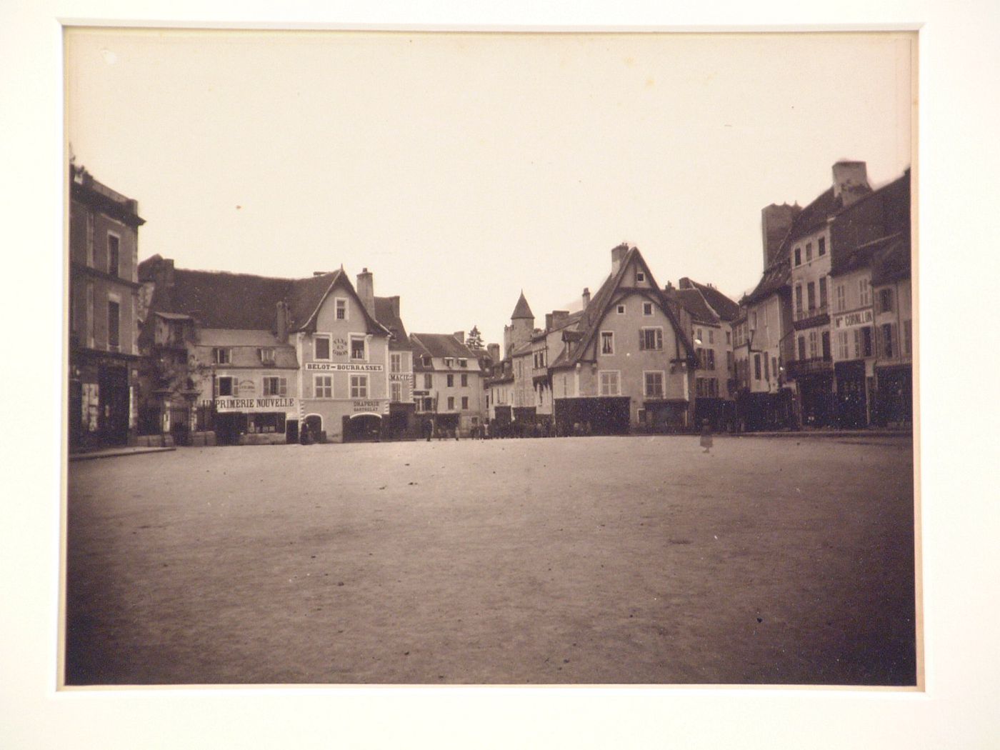 Vichy Pittoresque La Place de Cusset