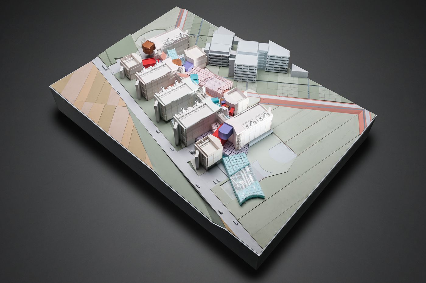 Presentation model, Biozentrum - Biology Center for the J.W. Goethe University, Frankfurt am Main, Germany