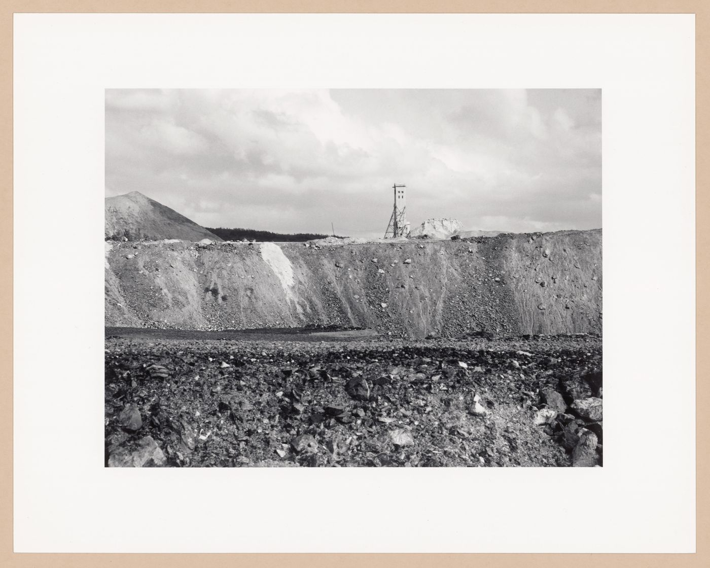 Mining headframe, Société Asbestos Ltee., Thetford Mines, Québec, from the series The Forms of Canadian Industrial Architecture, from the series The Forms of Canadian Industrial Architecture