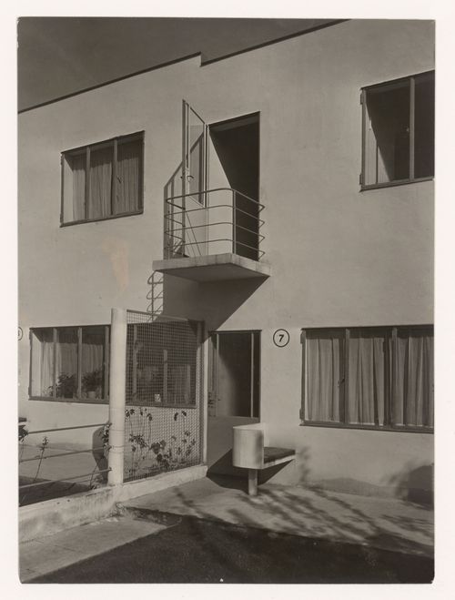 Exterior view of House 7, Weissenhofsiedlung, Stuttgart, Germany