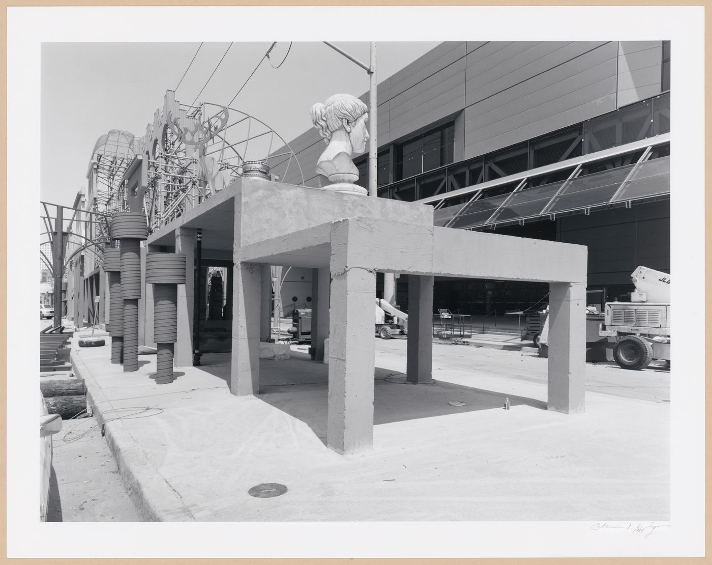 View of the Wonderwall under construction, Louisiana World Exposition, New Orleans