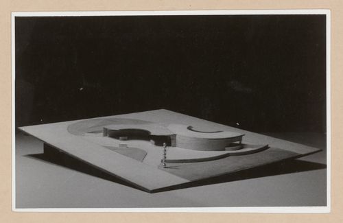 View of model for Posto de abastecimento da SACOR, Matosinhos, Portugal