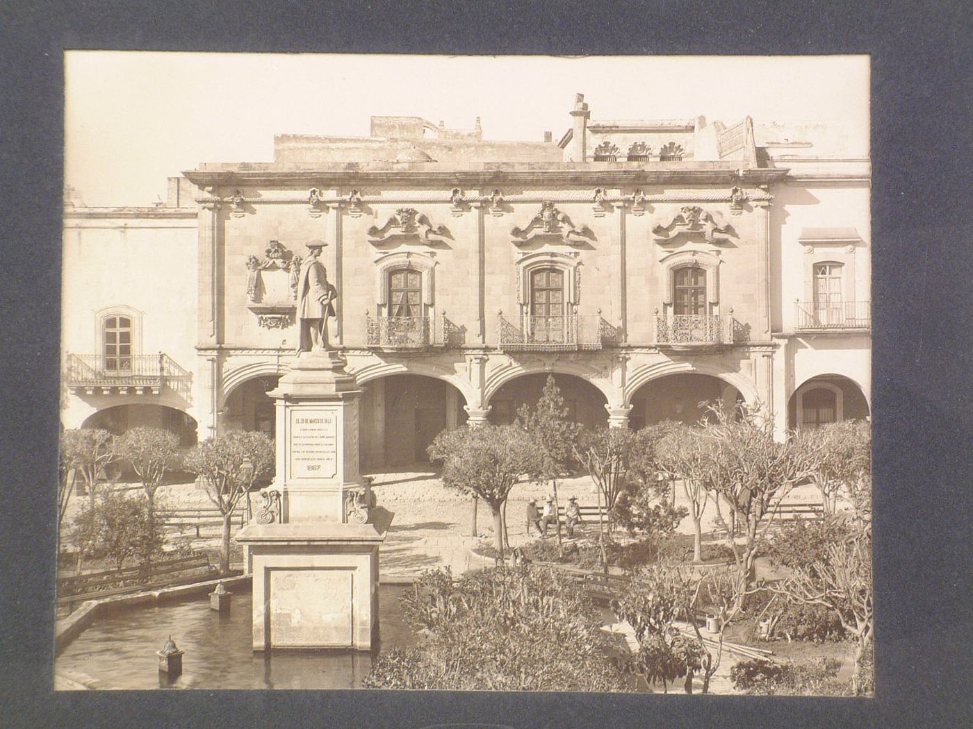 View of the principal façade of the Casa de Ecala showing the Plaza de Armas and the statue of Juan Antonio Urrutia y Arana (Marqués del Villar del Aguila) in the foreground, Querétaro, Mexico