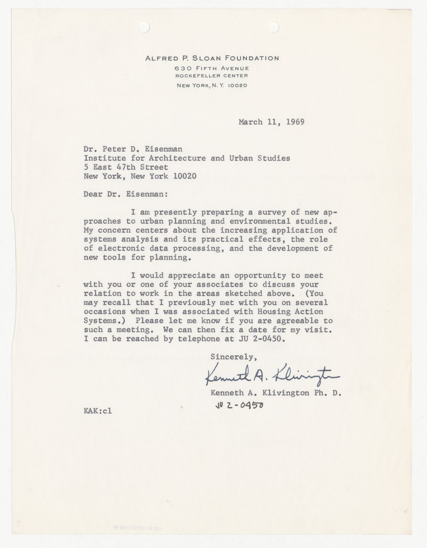Letter from Kenneth A. Klivington to Peter D. Eisenman requesting a meeting with Eisenman to discuss new approaches to urban planning and environment studies