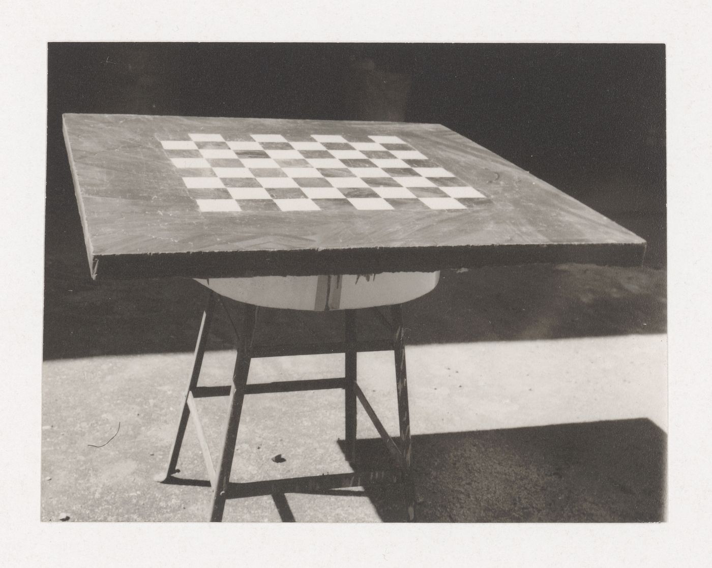 Chess table made from sulphur concrete