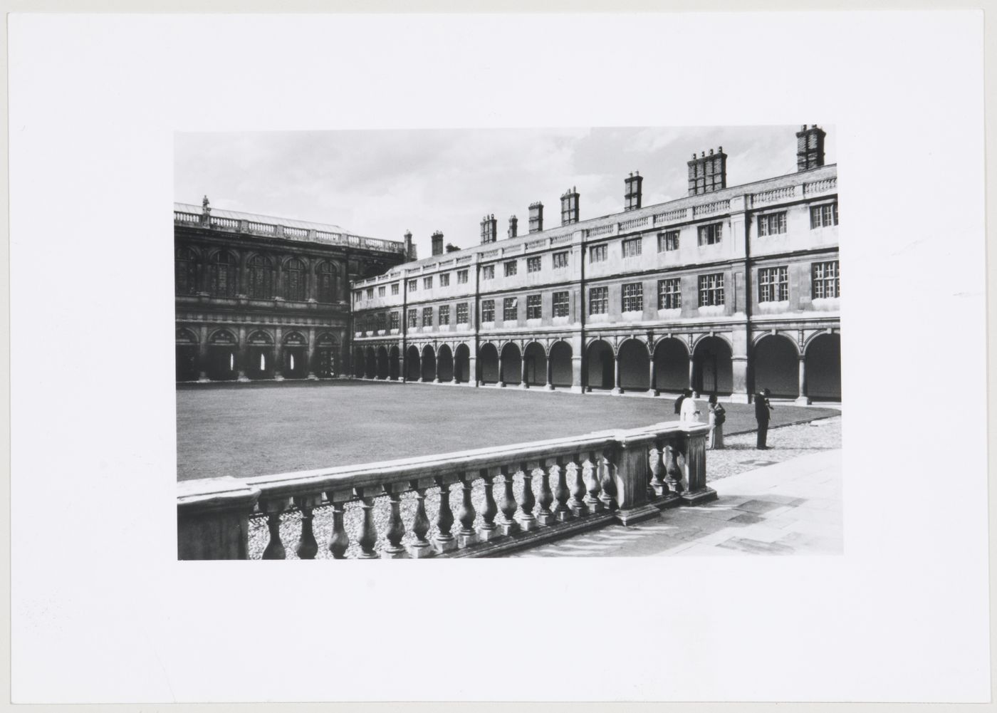 Trinity cloisters court, Cambridge, 1600