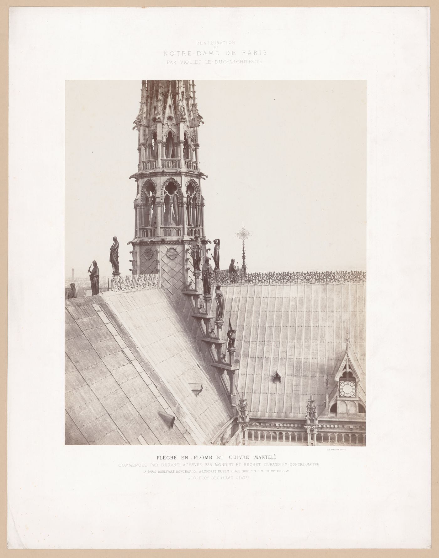 Restauration de Notre-Dame de Paris par Viollet Le Duc, architecte: flèche en plomb et cuivre martelé