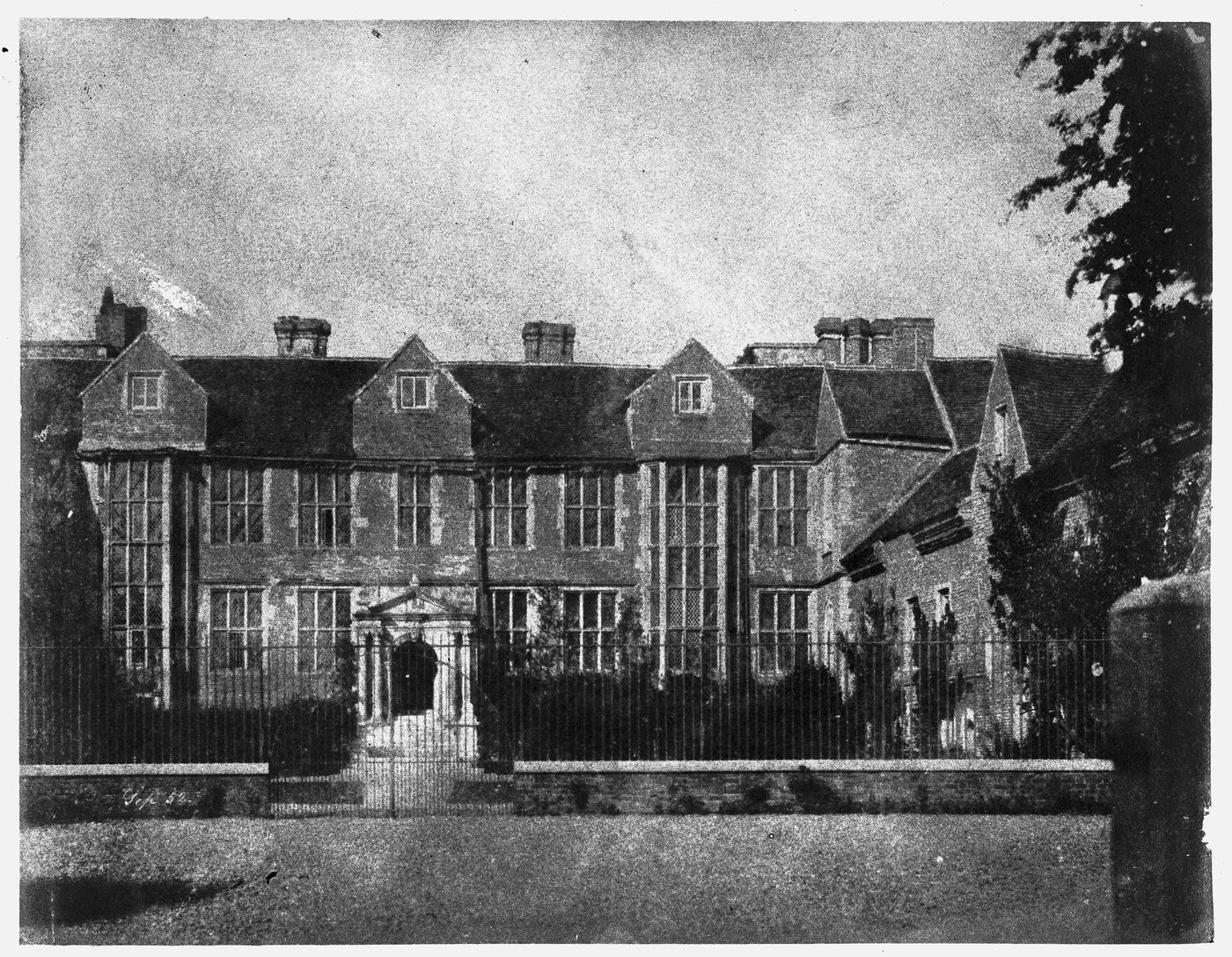 Plate from portfolio ''Photographic Views of York and its Environs''
