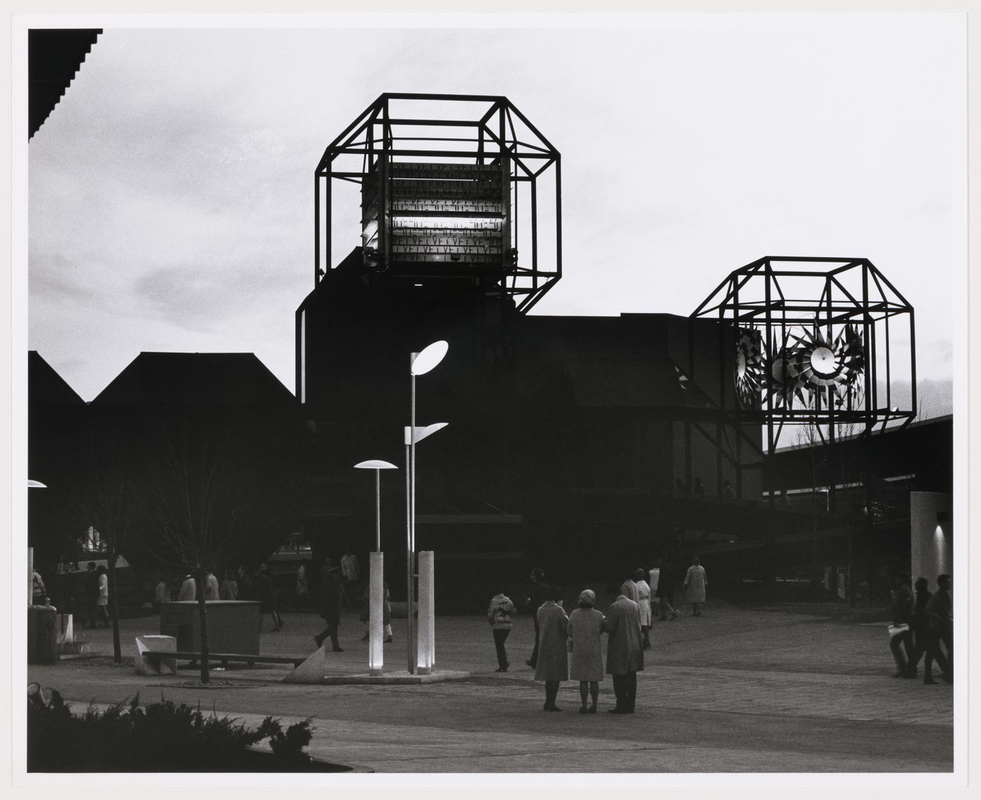 View of the exterior lighting designed by Luis F. Villa with the CN Pavilion in background, Expo 67, Montréal, Québec