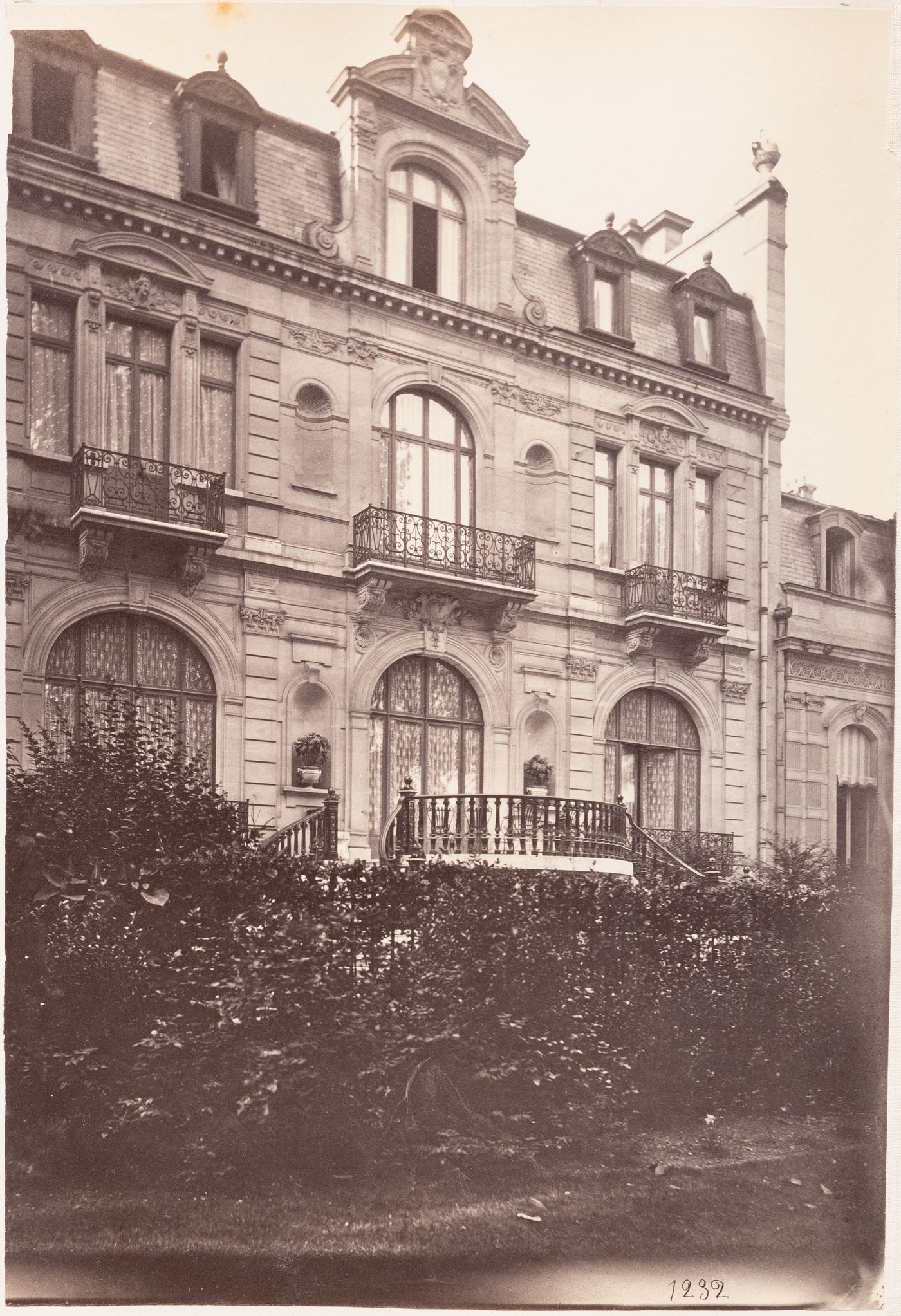 Plate from album ''Buildings, parks and streets of Paris, Versailles and environs, France''
