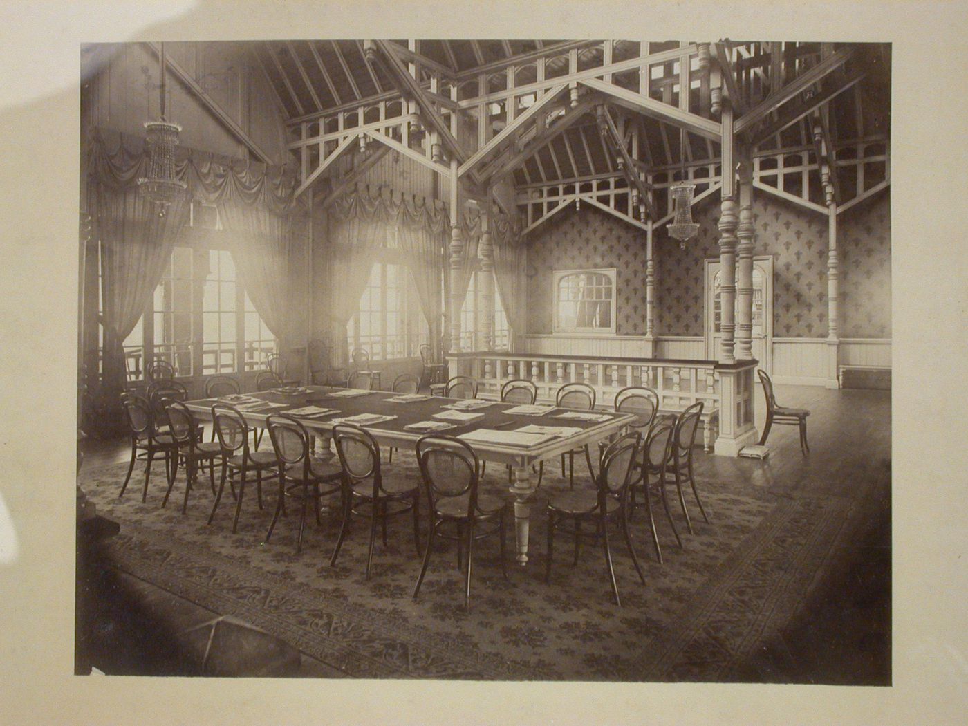 Interior, patisserie