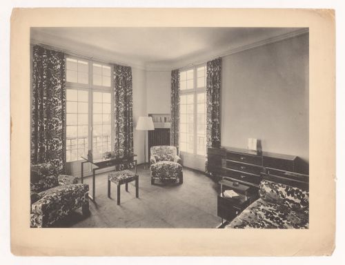 Interior view of an unidentified appartment, perhaps Villennes-sur-Seine, France