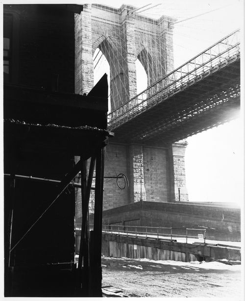 Partial view of the New York Tower, Brooklyn Bridge, New York City, United States