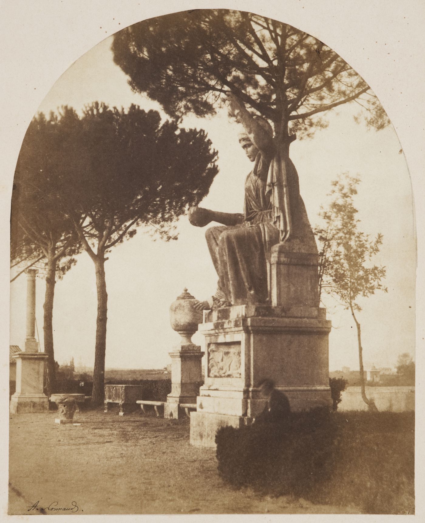 Statue colossale de la déesse Rome, Villa Medicis, Rome