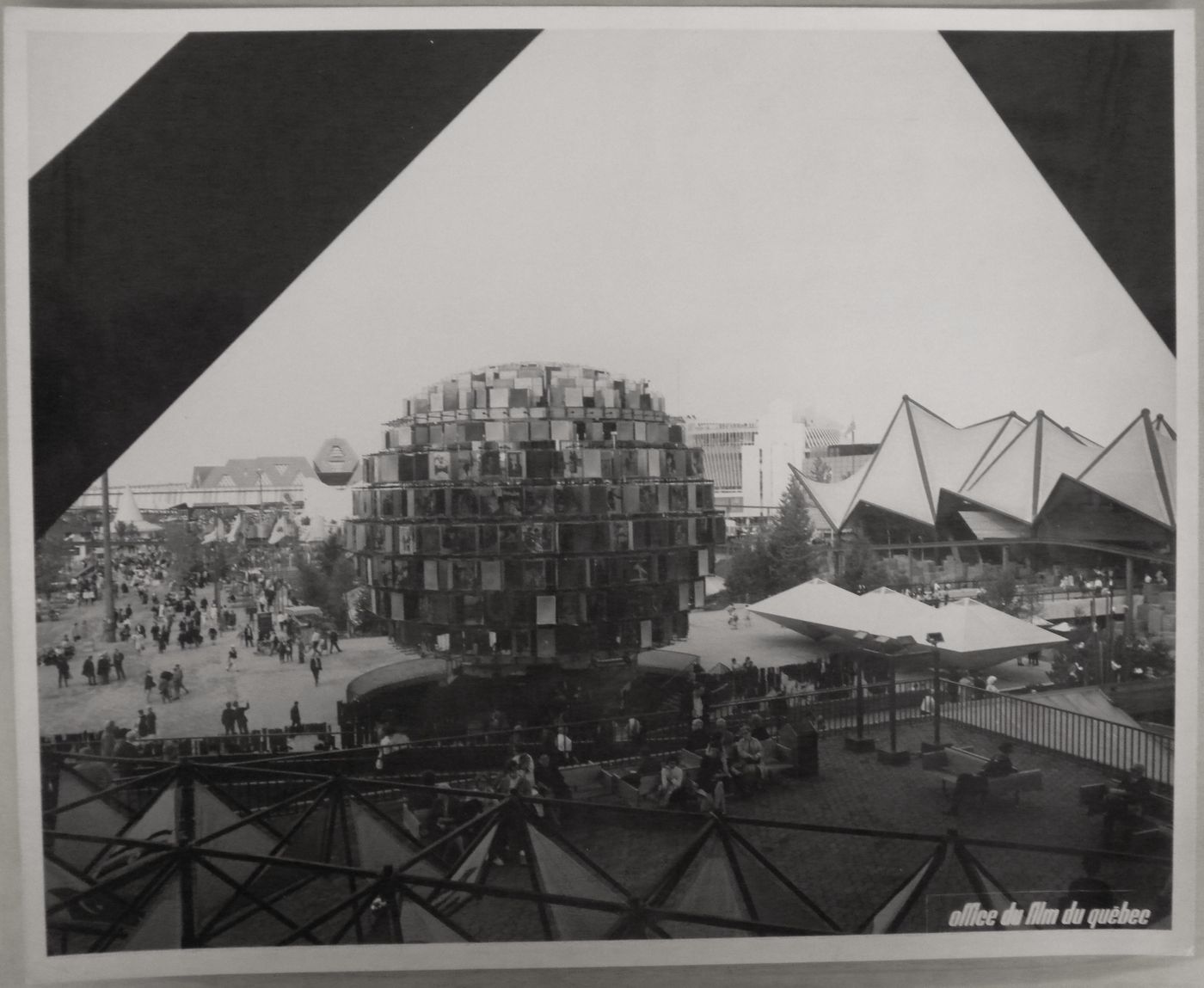 View of the People of Canada Tree at the Canada's Pavilion with the Ontario Pavilion on the right, Expo 67, Montréal, Québec