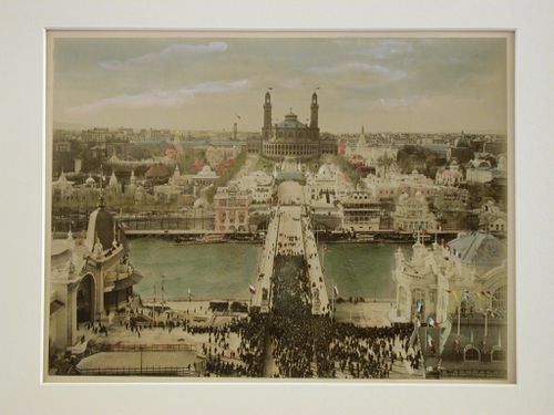 Rue sur le Trocadero, Paris, France