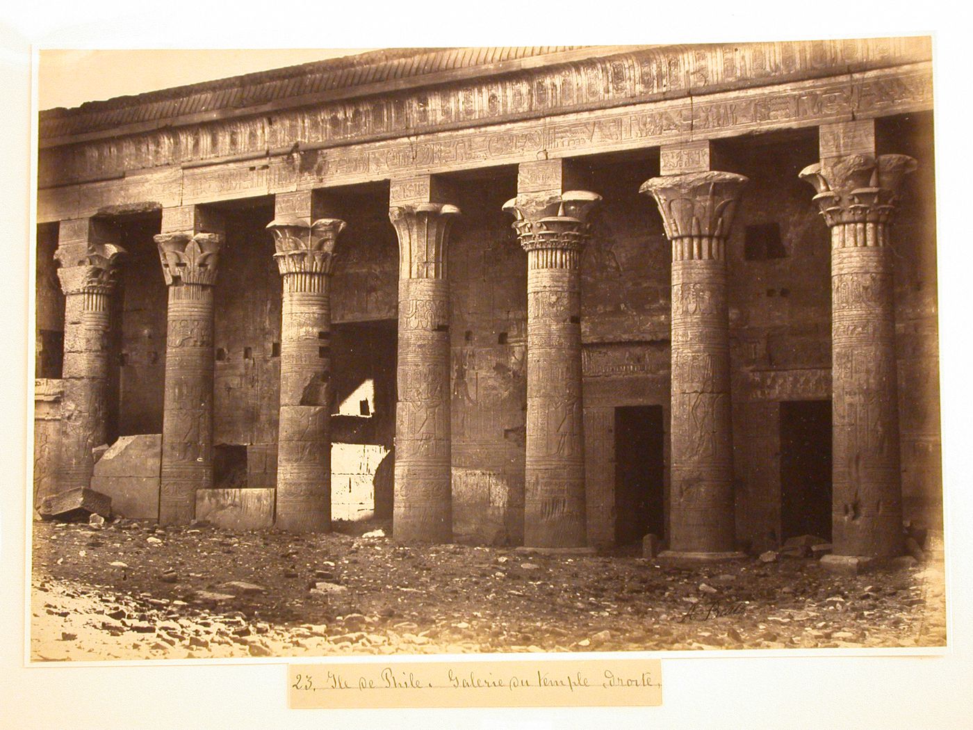 Ile de Phile. Galerie du temple (illegible)
