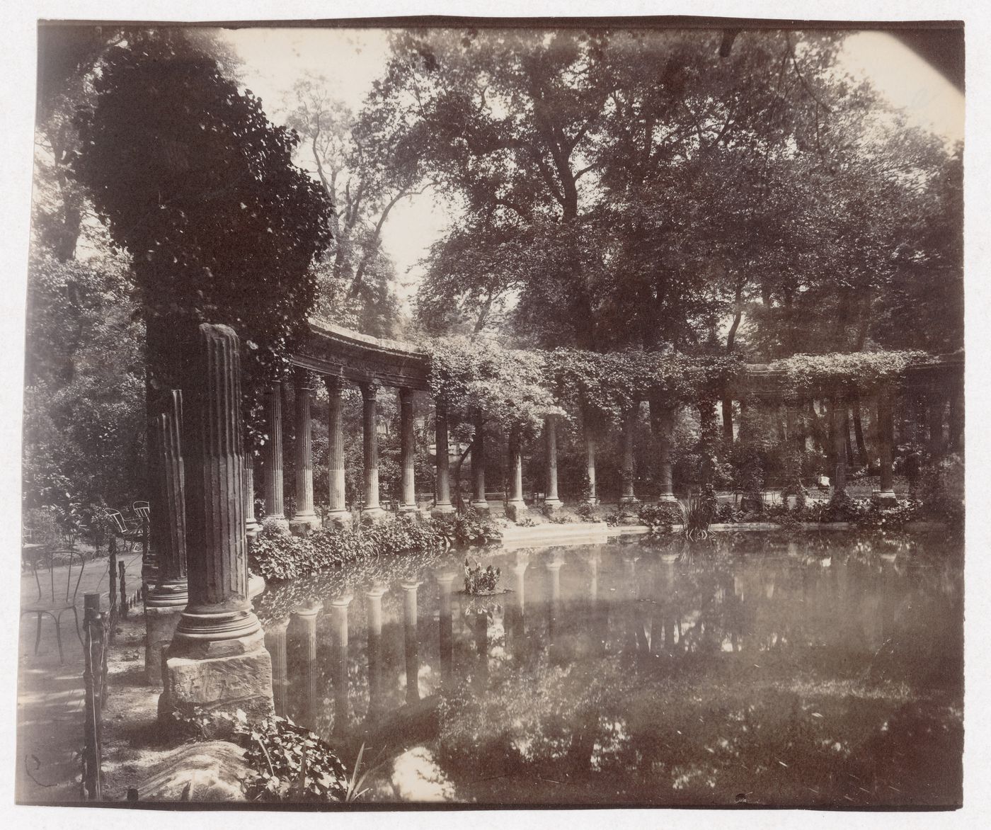 The colonnade of the Parc Monceau, Paris, France