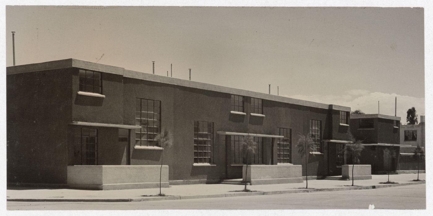 Workers Houses (Vivienda Obrera) by Juan Legarreta, Calle Elourdy No.8 Colonia del Peralvillo, Mexico City, Mexico