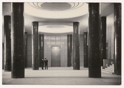 Vue du Vestibule d'honneur, pavillon principal de l'Université de Montréal, Montréal, Québec