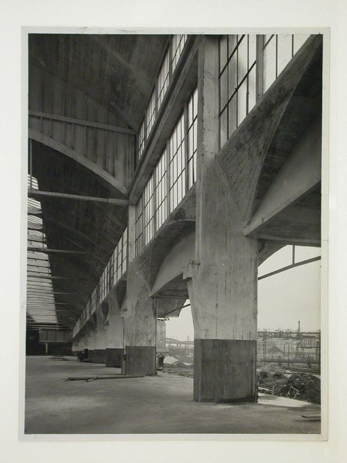 View of the freight forwarding area of the train station Paris-Austerlitz by the Société des Entreprises Limousin & Cie (procédés Freyssinet), Paris, France