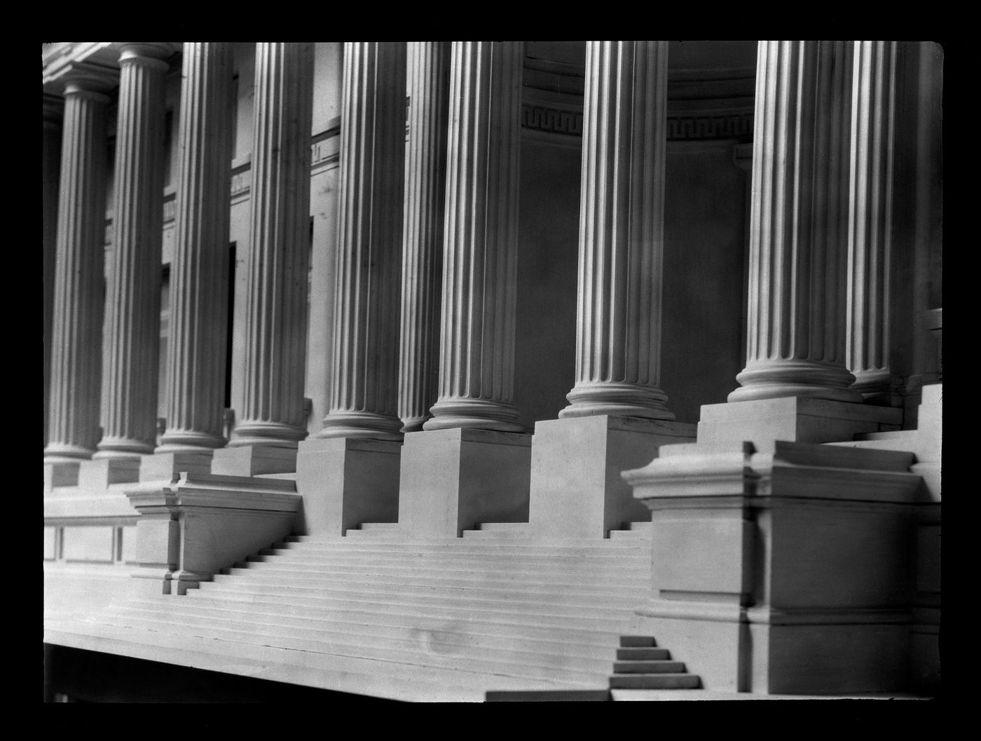 Vue d'une maquette pour l'Annexe au Palais de Justice de Montréal