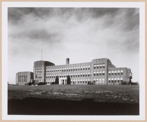 View of principal façade of the Southeastern Junior High School, Battle Creek, Michigan