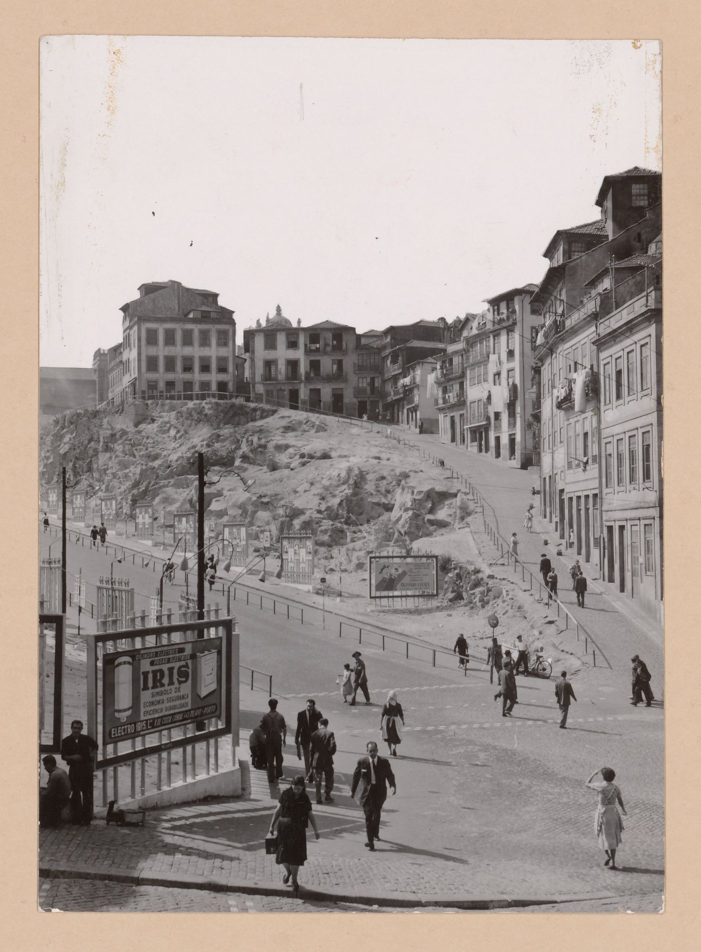 View of site and surrounding area for Edifício de Escritórios na Av. D. Afonso Henriques, Porto, Portugal