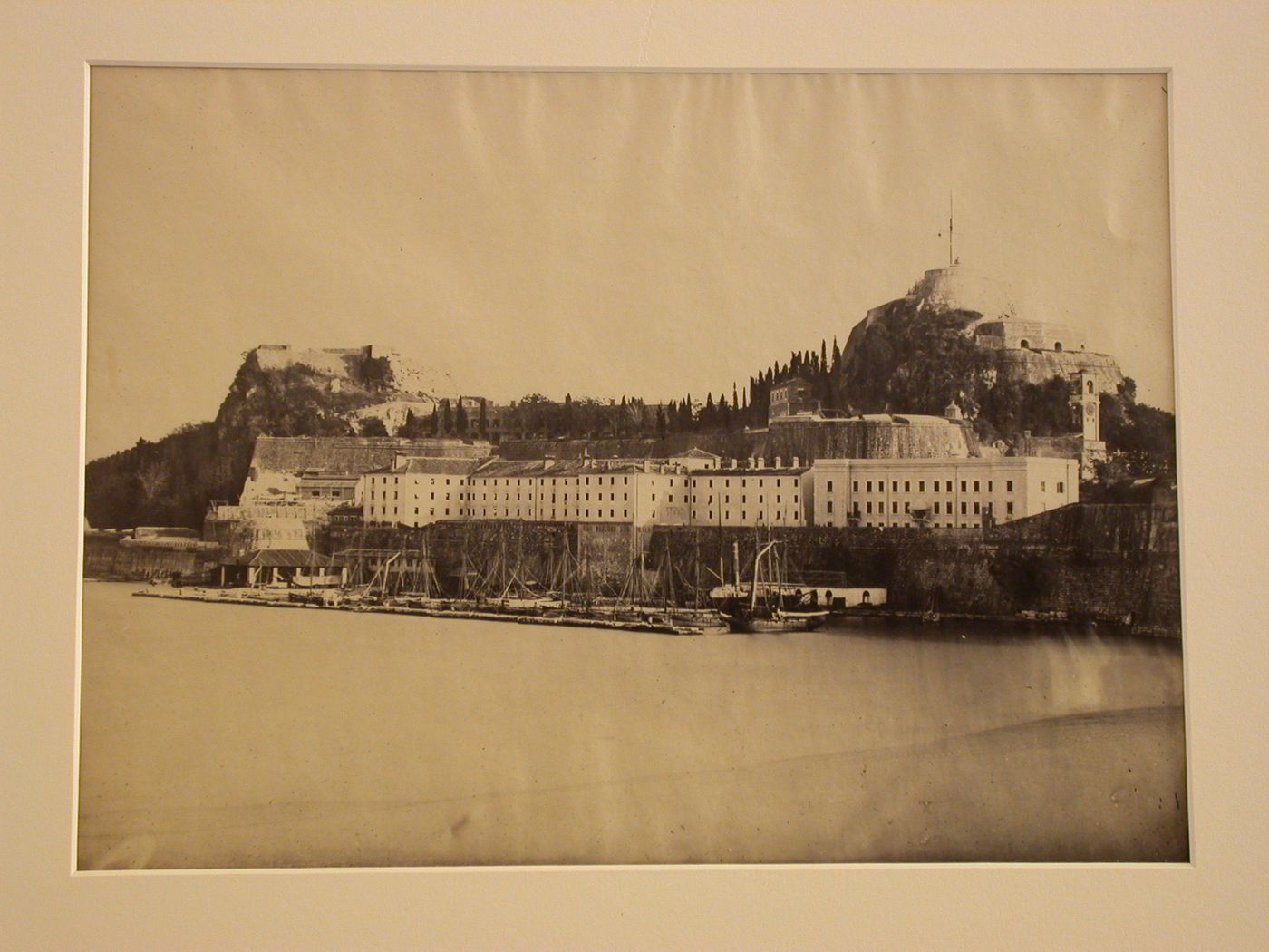 Unidentified port with fortresses, Greece ?