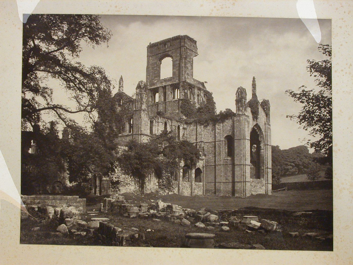 Kirkstall Abbey, Leeds, West Yorkshire, England