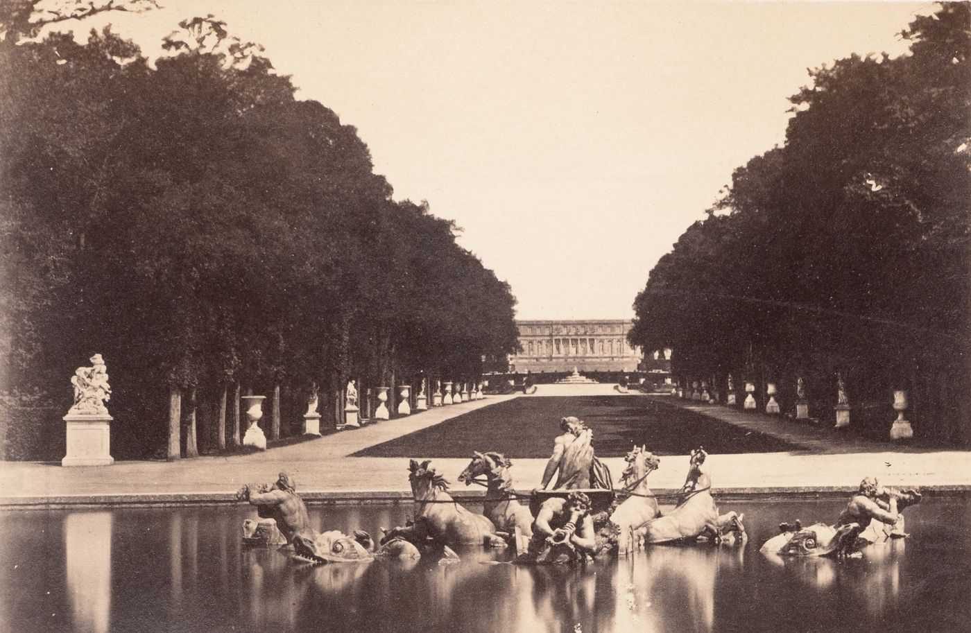 Plate from album ''Buildings, parks and streets of Paris, Versailles and environs, France''