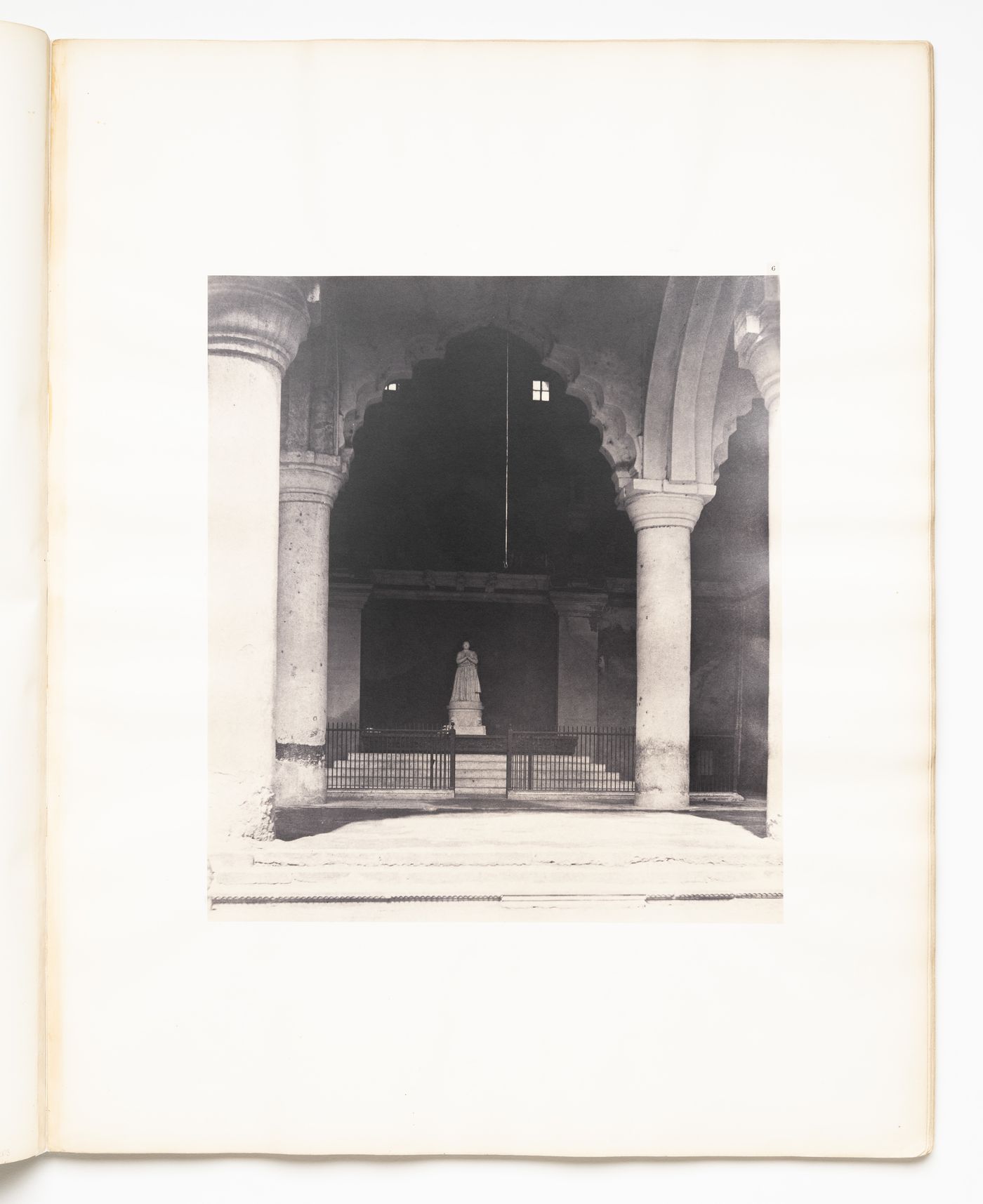 Tanjore.  Palace [of the Rajah], south face of quadrangle.