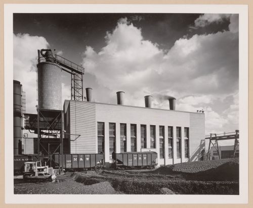 View of the principal façade of the Boiler House, Curtiss-Wright Corporation Airplane division Assembly Plant, Columbus, Ohio