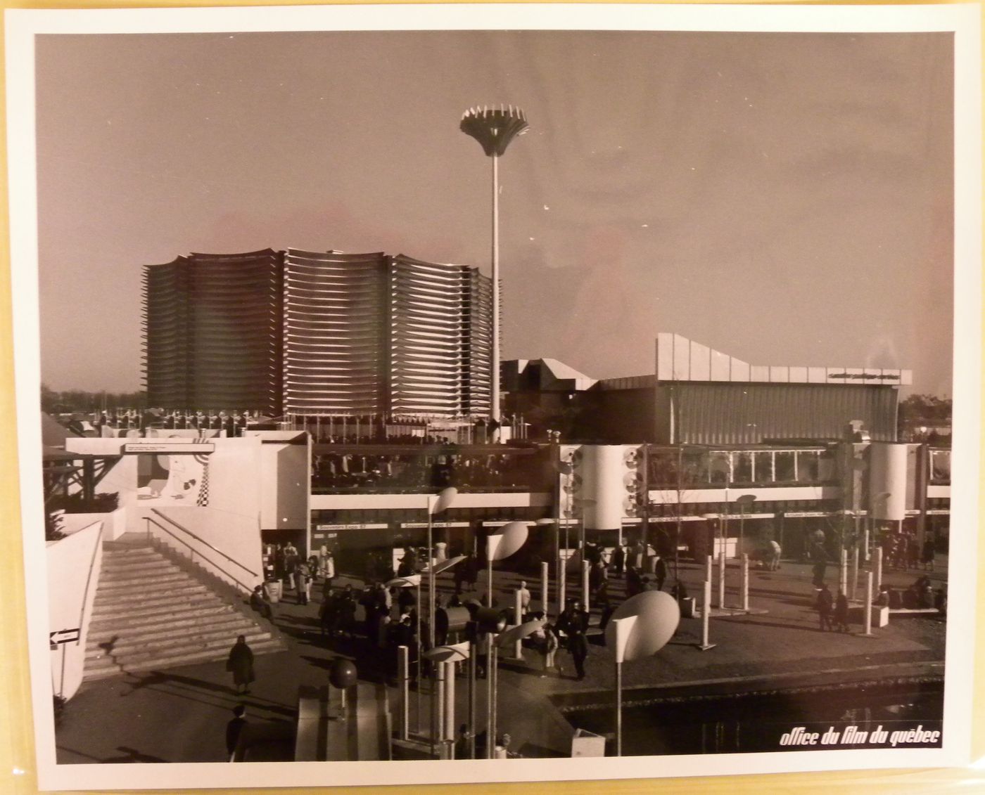 View of the Canadian Pacific-Cominco Pavilion with the Expo-Services C in foreground, Expo 67, Montréal, Québec