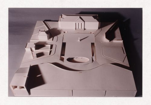 Photographs of model, Plano e Restaurante na Zona Envolvente P. D. de Brag, Guimarães