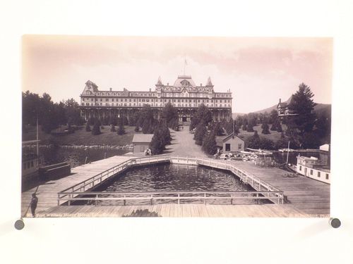 Fort William Henry Hotel, Lake George