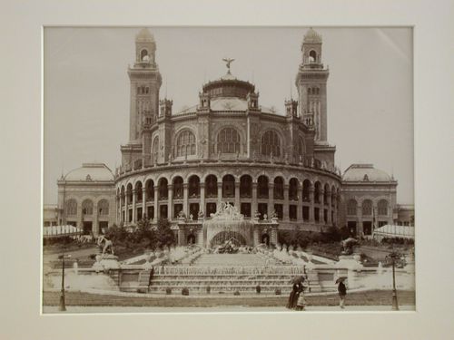 View of the Palais du Trocadero, with fountains in foreground, Paris, France