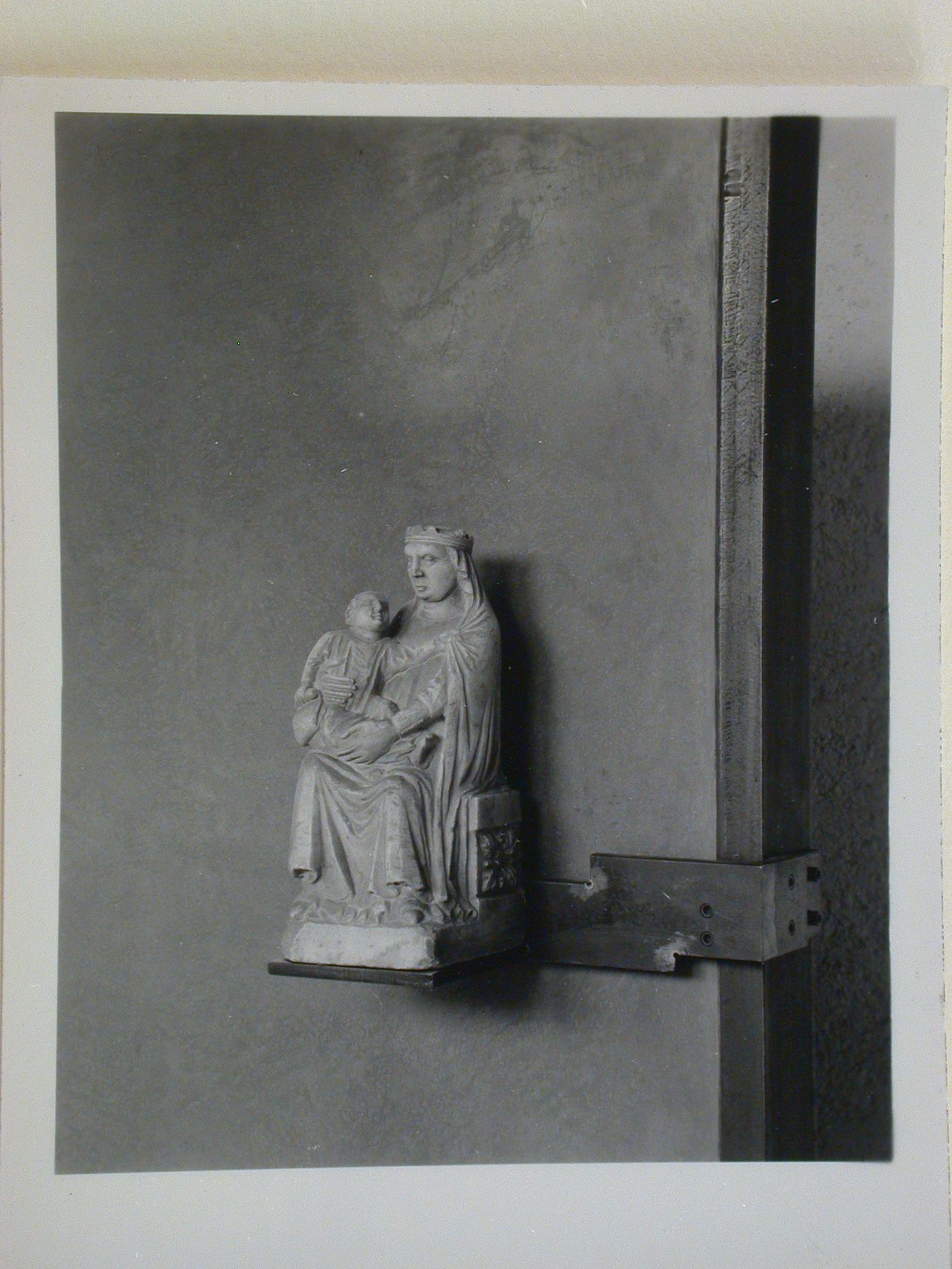 Close-up view of a statue of the Madonna and child, Museo di Castelvecchio, Verona, Italy