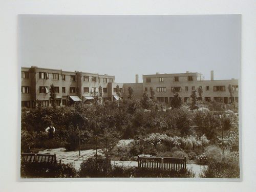 View of the courtyard and gardens of Block 2 from above, Tuinwijk-Zuid [South Garden Neighbourhood], Zuiderhoutpark, Haarlem, Netherlands