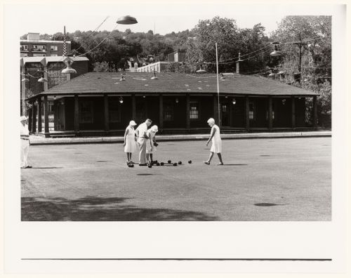 View of Westmount Bowling Green and Clubhouse showing a game underway, between Sherbrooke Street and chemin de la Côte Saint-Antoine, Québec
