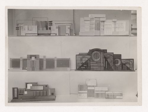 Photograph of student models on the topic "Construction of Frontal Surface Based on Vertical, Horizontal and Inclined Combination of Two or More Rhythmical Rows" for the "Space" course at the Vkhutemas, Moscow