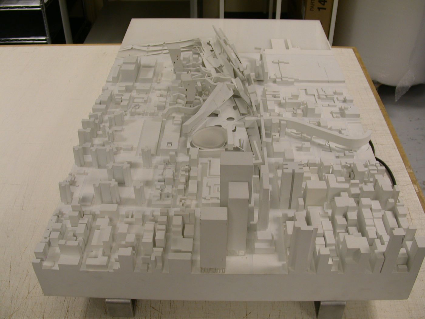 Model of proposed redevelopment for the western edge of Manhattan submitted to the FICCA Prize Competition for the Design of Cities, 1999
