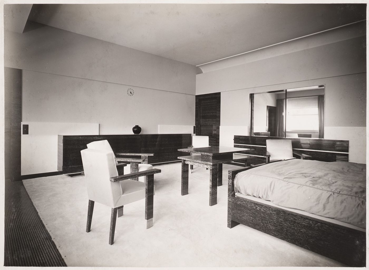 Vue de la chambre des parents, Villa Cavrois à Croix, France