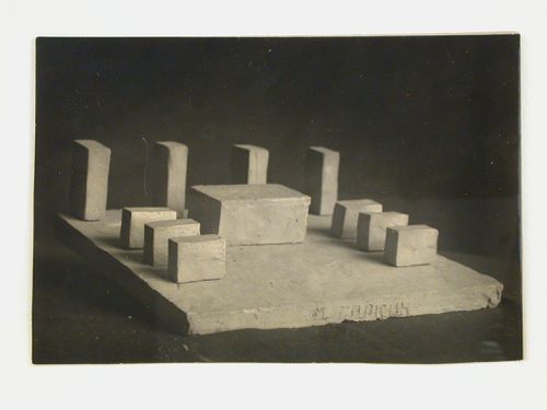 Photograph of a student model on the topic "Combination of Simple Geometric Forms" for the "Volume" course at the Vasi (Higher Institute for Architecture and Construction), Moscow