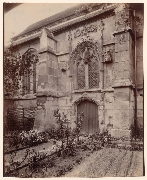 Detail of exterior of nave, 2 bays, Église de France: detail of exterior of nave, 2 bays, Église de Sarcelle, St. Brice, Ile de France, Paris, France