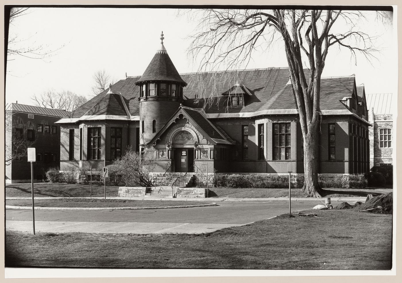 View of the principal façade of Westmount Library, 4574 Sherbrooke Street, Québec