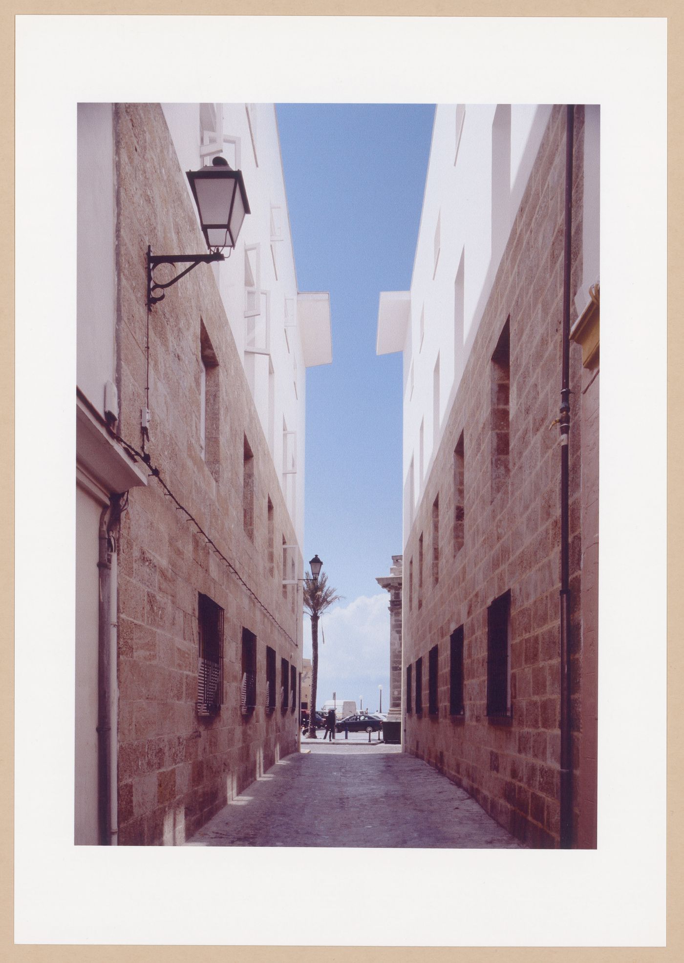 View between Block A and Block B of Habitações em Concepcion Arenal, Cadiz, Spain